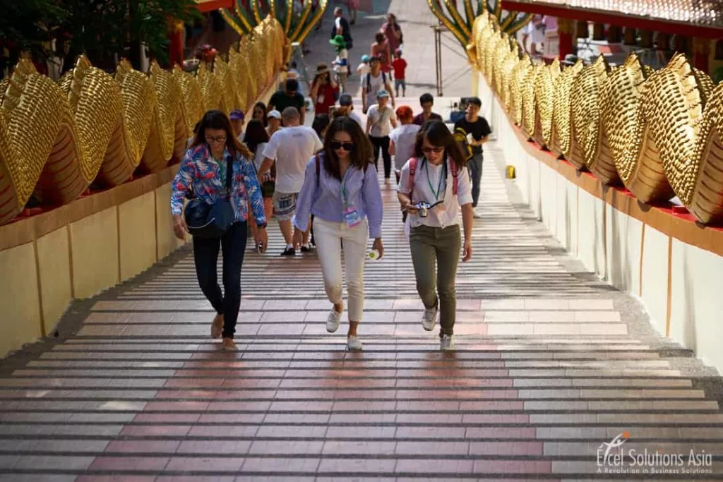 Amazing Race Pattaya Temple Steps