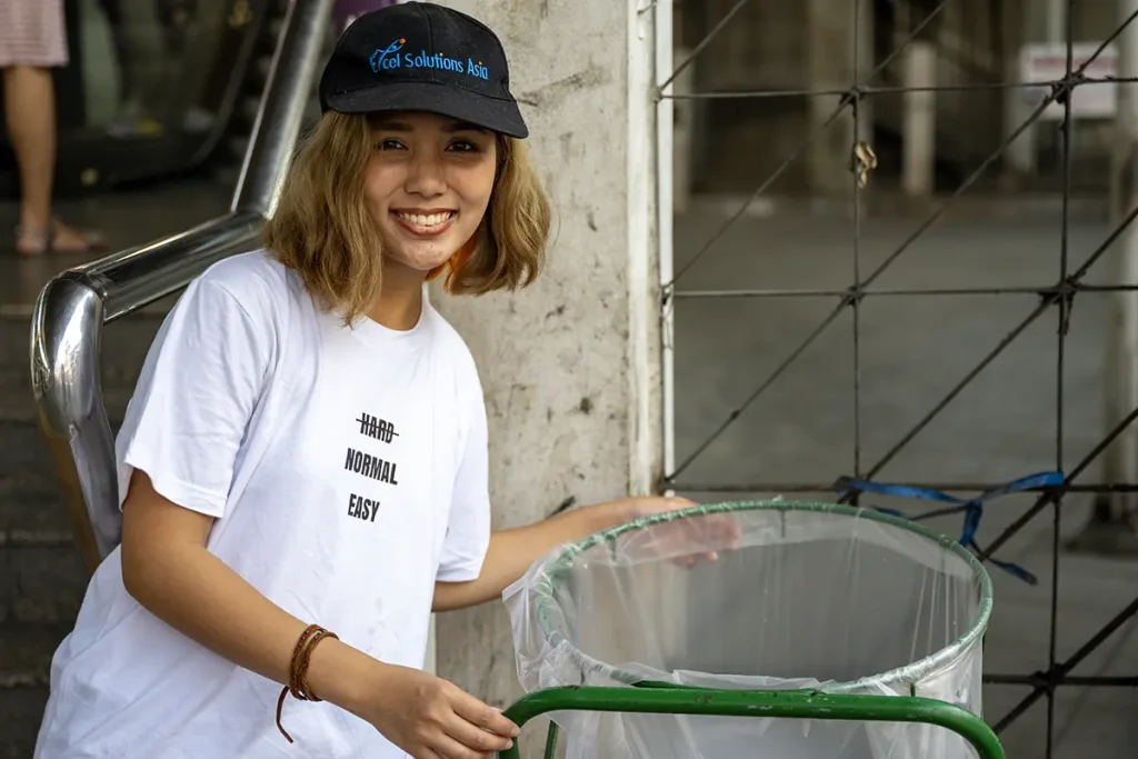 Clean Up Campaigns Bangkok Thailand CSR Fun