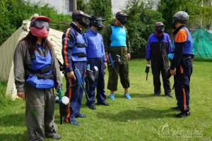 Develop teamwork with Paintball