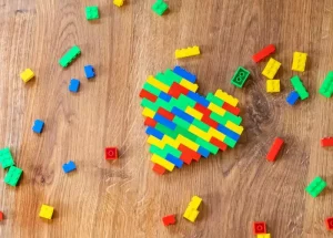 Lego blocks creating a heart