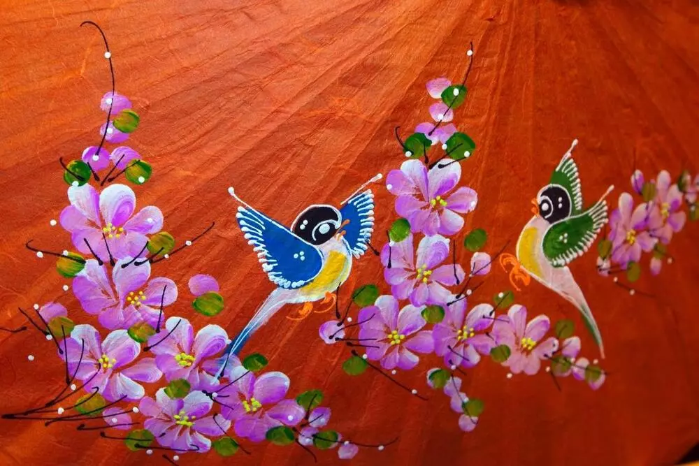 Thai-Umbrella-Painting
